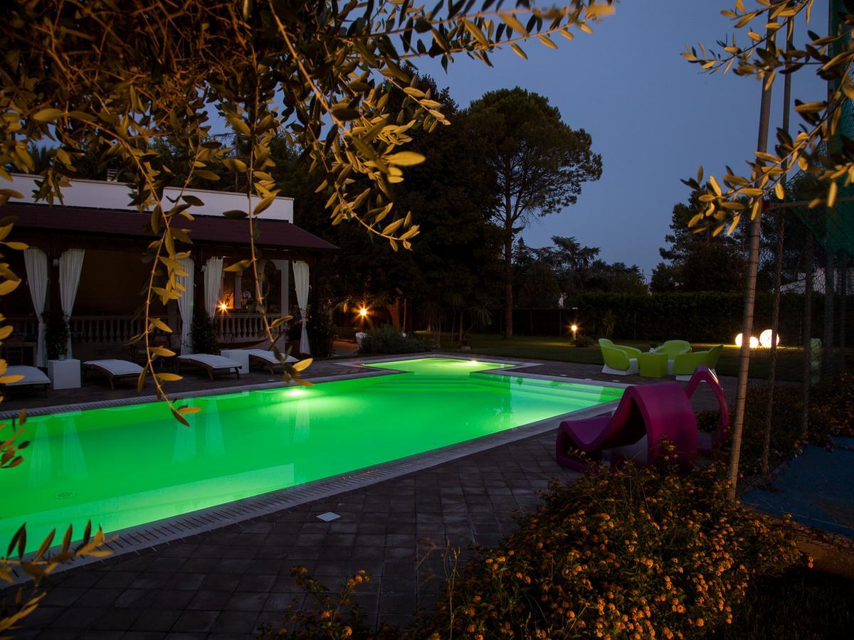 Villa Edda Heated Pool กาลาตีนา ภายนอก รูปภาพ